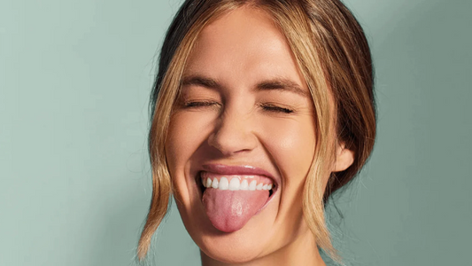 Liežuvio valymas: kodėl jis svarbus ir kaip tai daryti teisingai