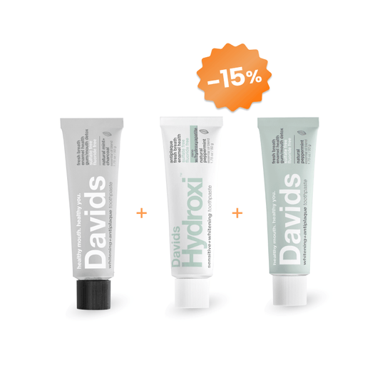 Davids dantų pastos be fluoro (3 vnt., mini). Davids balinamoji ir apnašas mažinanti dantų pasta (pipirmėtės skonio),  Davids balinamoji dantų pasta su aktyvinta anglimi (pipirmėtės skonio), Davids Hydroxi™ balinamoji ir jautriems dantims skirta dantų pasta su nano hidroksiapatitu (pipirmėtės skonio).