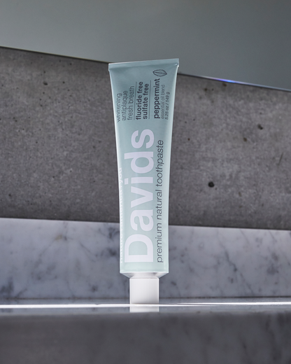 Davids premium toothpaste / peppermint